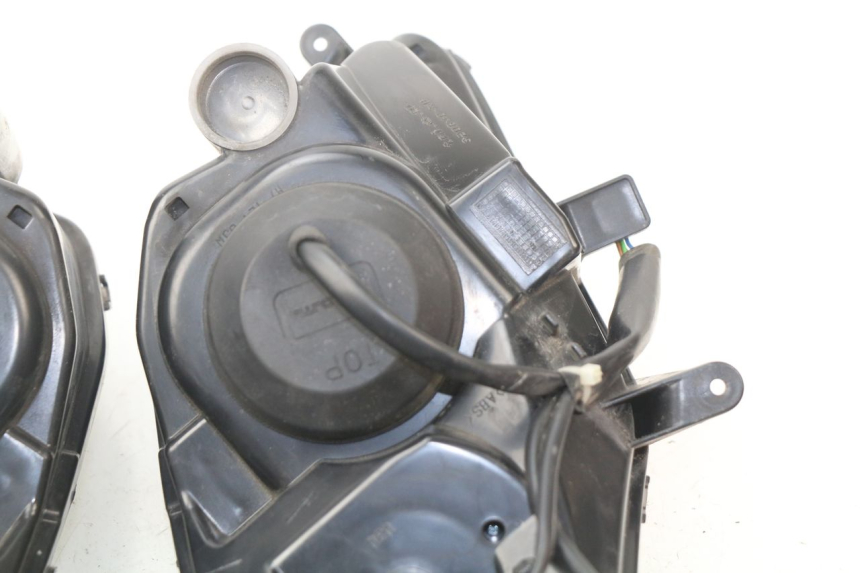 photo de FANALE ANTERIORE PEUGEOT SATELIS 125 (2010 - 2012)