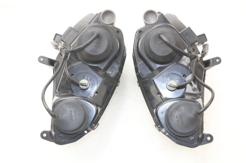 photo de FANALE ANTERIORE PEUGEOT SATELIS 125 (2010 - 2012)