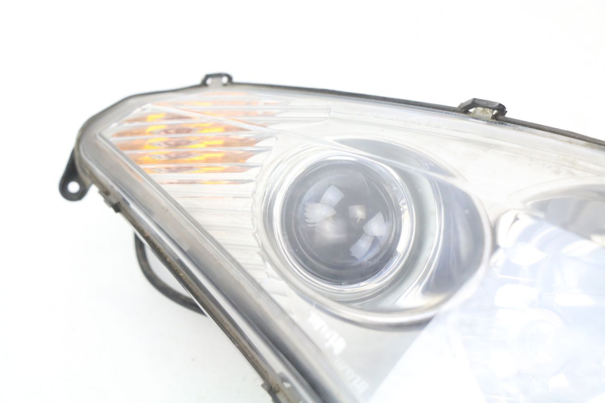 photo de FANALE ANTERIORE PEUGEOT SATELIS 125 (2010 - 2012)