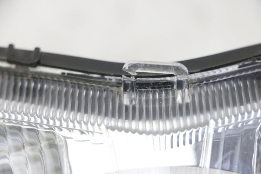photo de FANALE ANTERIORE PEUGEOT VIVACITY 125 (2010 - 2017)