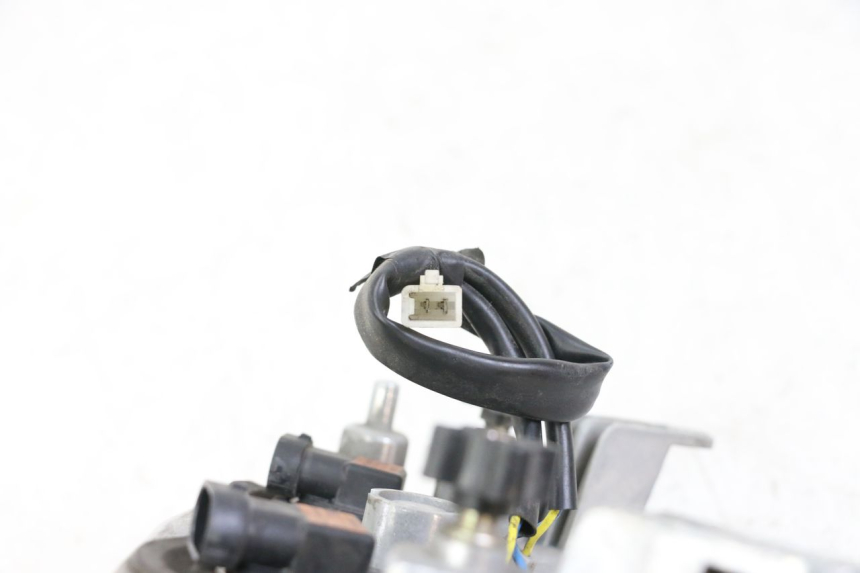 photo de FANALE ANTERIORE PIAGGIO NEW TYPHOON 50 (2010 - 2017)