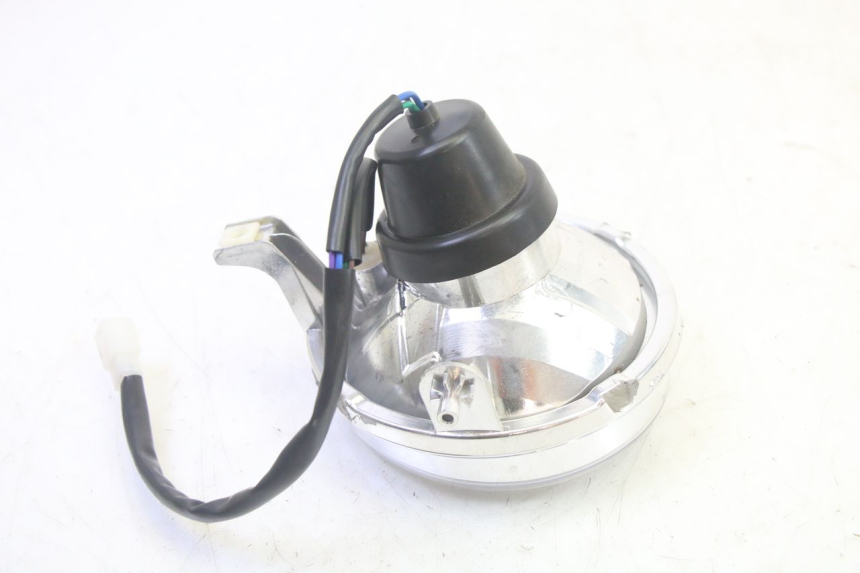 photo de FARO ANTERIORE EFUN PUSA 1 - Primo piano tecnico