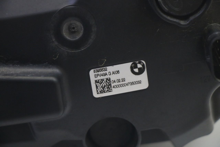 photo de FARO ANTERIORE BMW R GS 1250 (2021 - 2024) - Stato della superficie e materiale