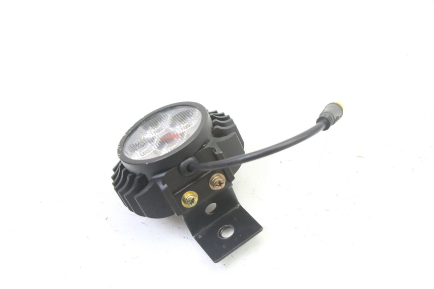 photo de FARO ANTERIORE HERO S10 1