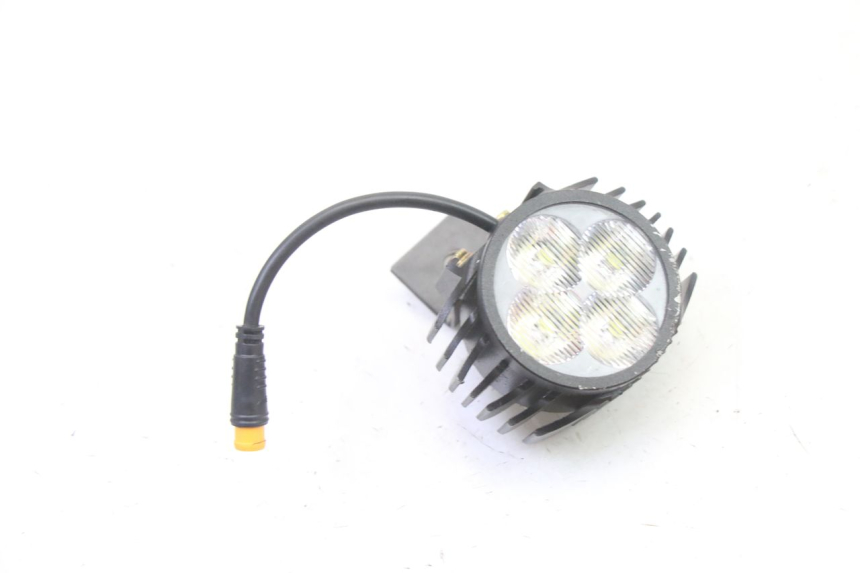 photo de FARO ANTERIORE HERO S10 1