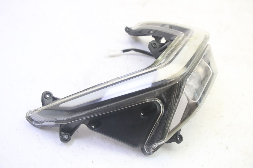 photo de FARO ANTERIORE JM MOTORS SANTANA EVO 50 (2024 - 2026) - Dettagli dei punti di fissaggio