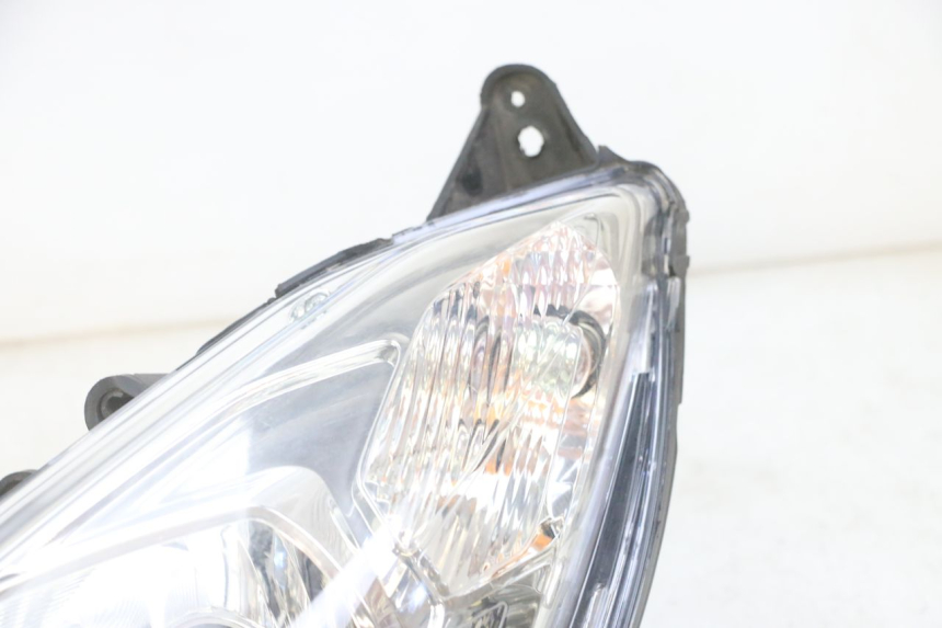 photo de FARO ANTERIORE PEUGEOT SATELIS 125 (2013 - 2018)