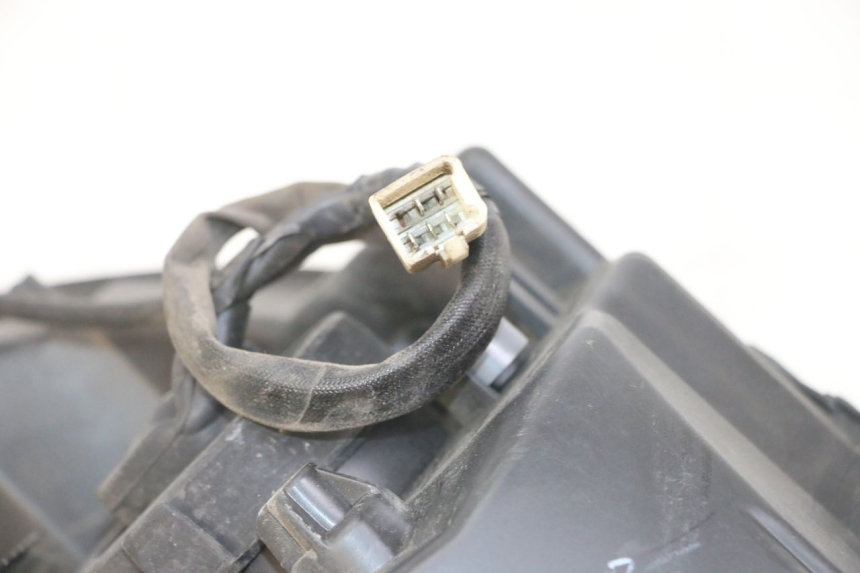 photo de FARO ANTERIORE PEUGEOT SATELIS 125 (2013 - 2018)