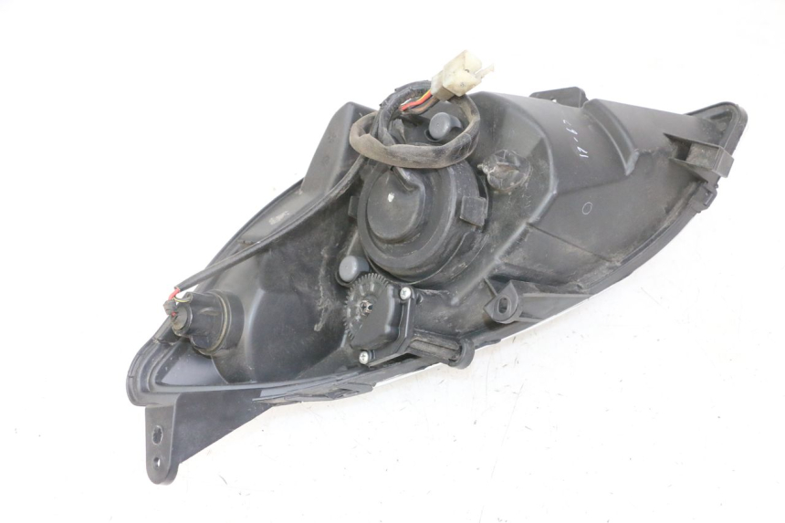 photo de FARO ANTERIORE PEUGEOT SATELIS 125 (2013 - 2018)
