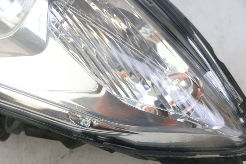 photo de FARO ANTERIORE PEUGEOT SATELIS 125 (2013 - 2018)