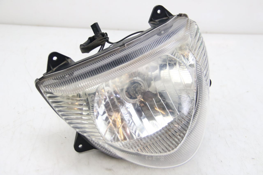 photo de FANALE ANTERIORE SUZUKI SIXTEEN 125 (2008 - 2010)