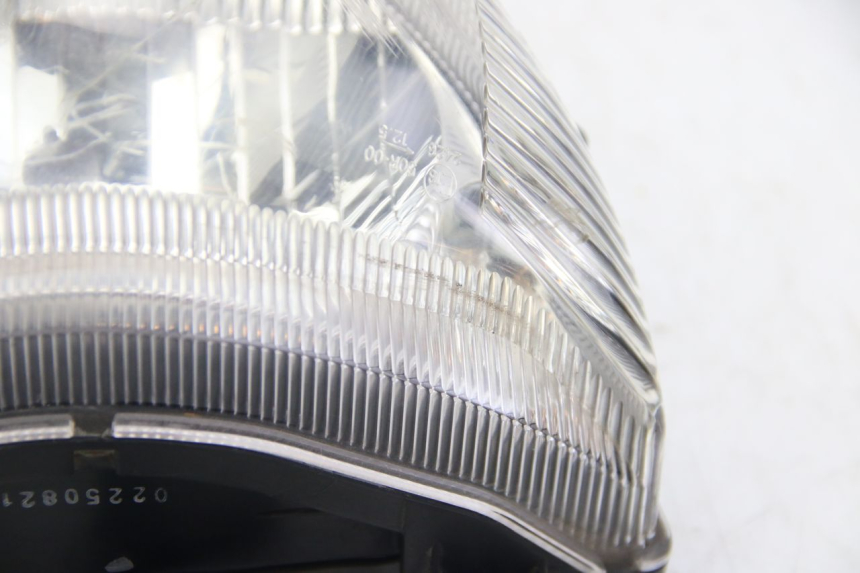 photo de FANALE ANTERIORE SUZUKI SIXTEEN 125 (2008 - 2010)