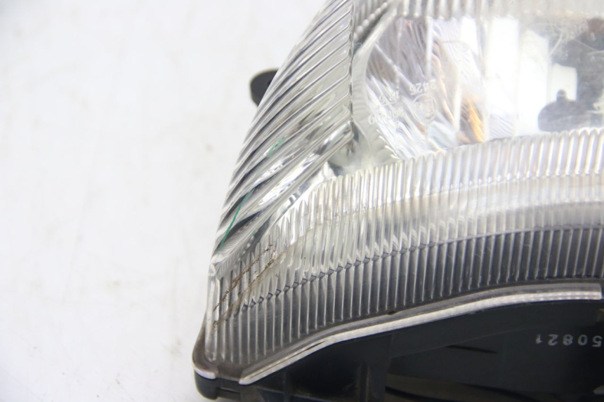photo de FANALE ANTERIORE SUZUKI SIXTEEN 125 (2008 - 2010)