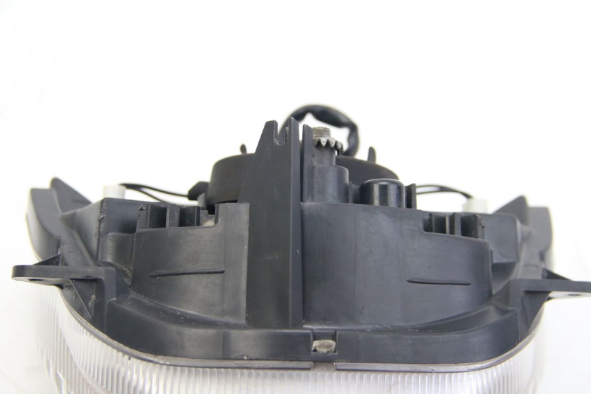 photo de FANALE ANTERIORE SUZUKI SIXTEEN 125 (2008 - 2010)