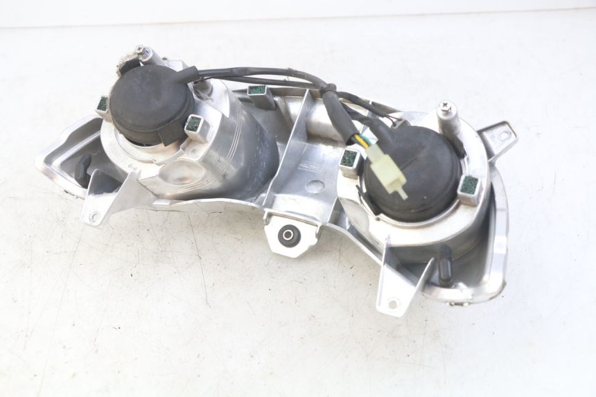 photo de FANALE ANTERIORE MBK SKYCRUISER 125 (2010 - 2013)