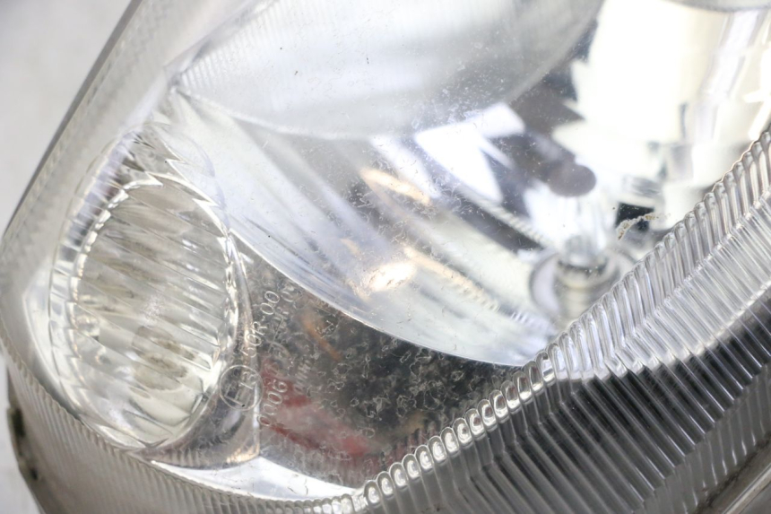 photo de FANALE ANTERIORE SUZUKI BURGMAN 125 (2007 - 2014)