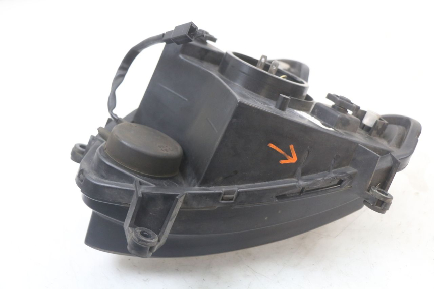 photo de FARO ANTERIORE SUZUKI GS F 500 (2004 - 2007)