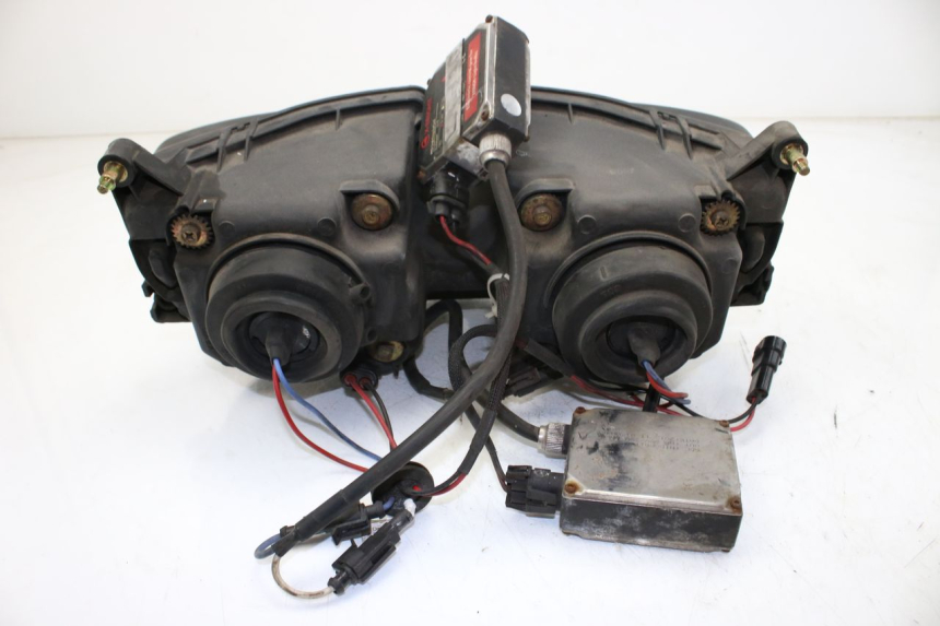 photo de FARO ANTERIORE SUZUKI GSF S BANDIT 600 (2000 - 2004)