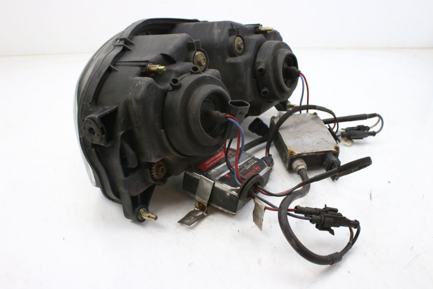photo de FARO ANTERIORE SUZUKI GSF S BANDIT 600 (2000 - 2004)