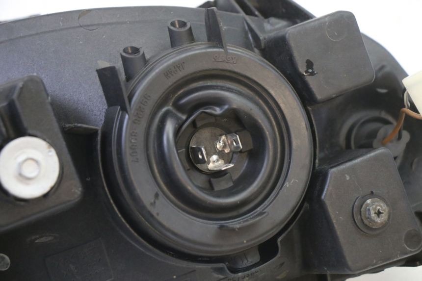 photo de FARO ANTERIORE SUZUKI SV S 650 (2003 - 2009)