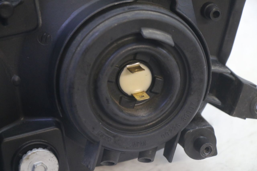 photo de FARO ANTERIORE YAMAHA TDM ABS 900 (2002 - 2014) - Ricambio usato controllato