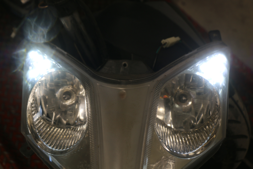 photo de FANALE ANTERIORE TNT MOTOR GRIDO 2T 50 (2010 - 2019)