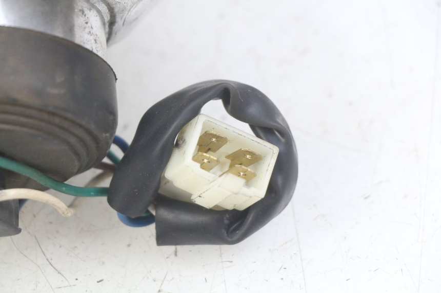 photo de FANALE ANTERIORE PEUGEOT TWEET 4T 50 (2010 - 2014)