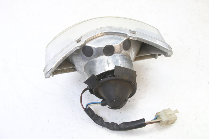 photo de FARO ANTERIORE PEUGEOT TWEET PRO CARGO 50 (2018 - 2020) - Altra angolazione