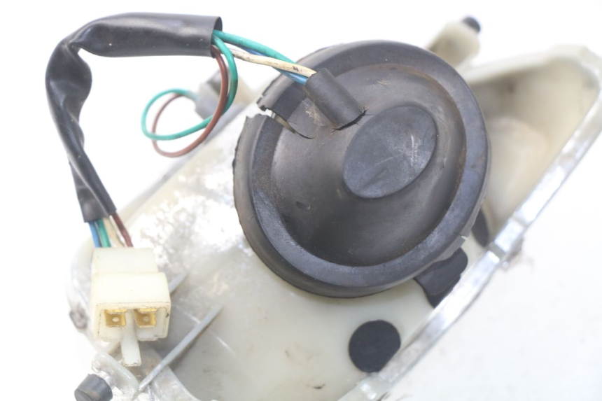 photo de FANALE ANTERIORE PEUGEOT TWEET 125 (2010 - 2017)