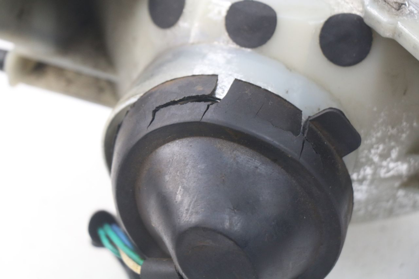 photo de FANALE ANTERIORE PEUGEOT TWEET 125 (2010 - 2017)