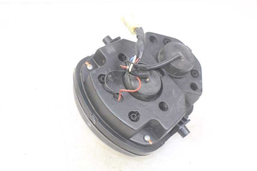 photo de FANALE ANTERIORE MOTRAC URBAN 4T 50 (2016 - 2024) - Zoom sullo stato d'uso