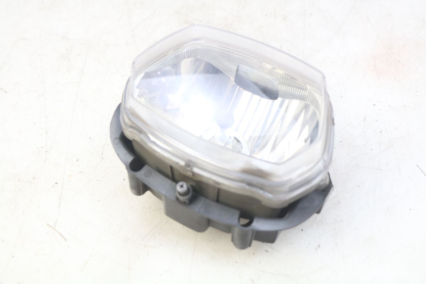 photo de FANALE ANTERIORE PIAGGIO VESPA SPRINT 2T 50 (2014 - 2018)