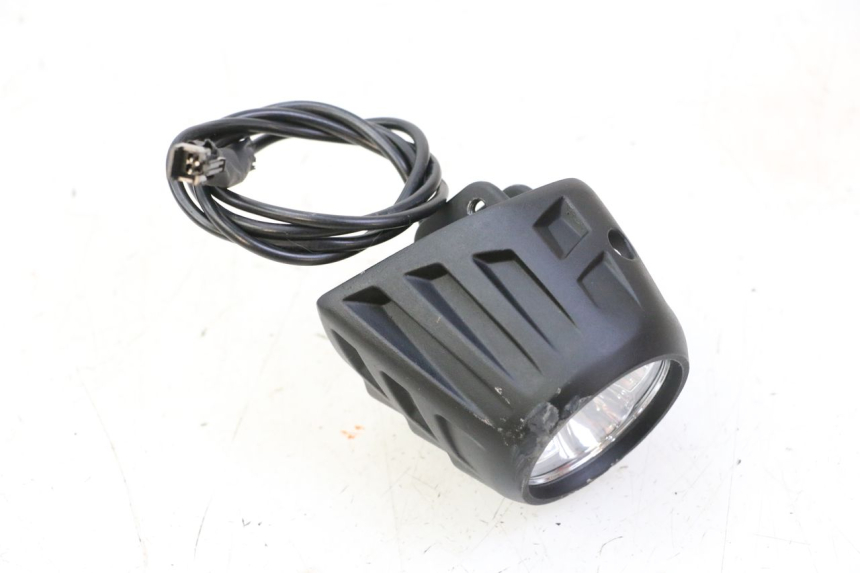 photo de FARO ANTERIORE DUALTRON VICTOR LIMITED 1