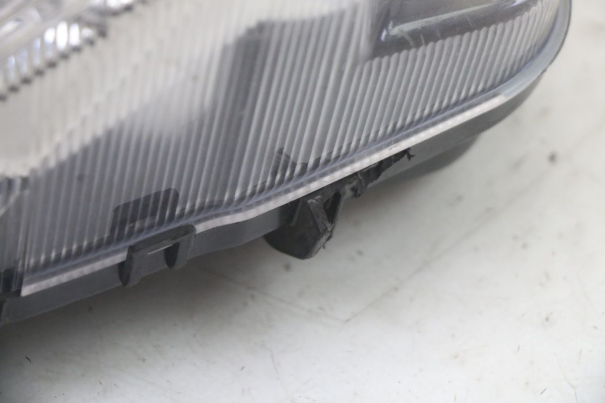 photo de FANALE ANTERIORE PEUGEOT VIVACITY NEW 2T 50 (2008 - 2017)