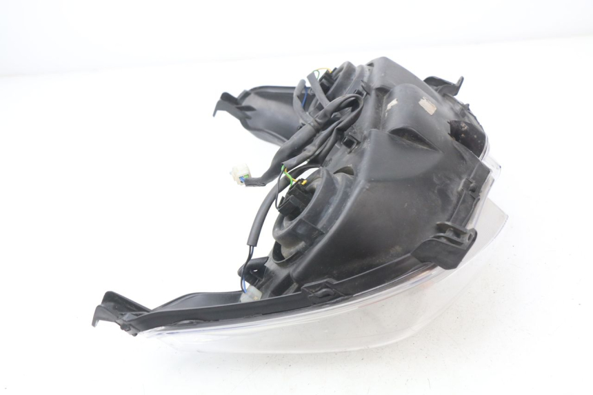 photo de FANALE ANTERIORE YAMAHA XMAX X-MAX 125 (2006 - 2009)