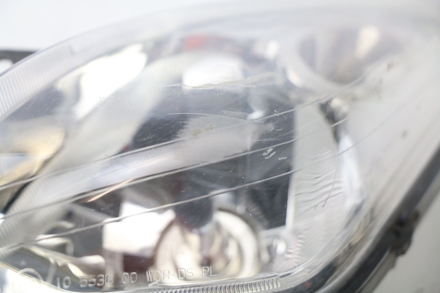 photo de FANALE ANTERIORE YAMAHA XMAX X-MAX 125 (2006 - 2009)