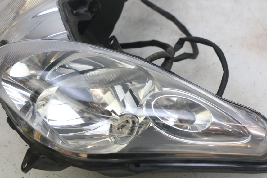 photo de FANALE ANTERIORE YAMAHA X-MAX XMAX 250 (2006 - 2009)