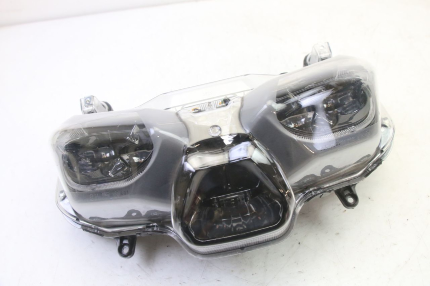 photo de FARO ANTERIORE YAMAHA XMAX X-MAX 125 (2021 - 2025)