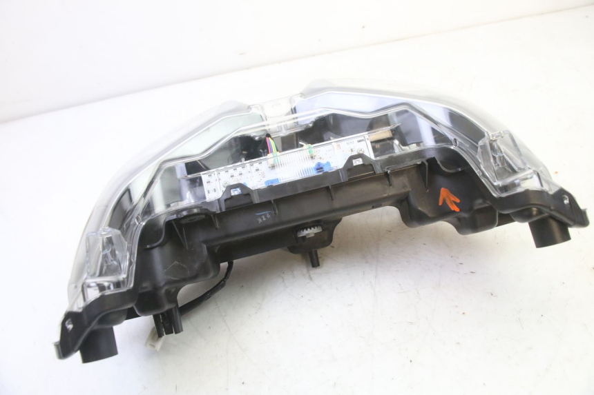 photo de FARO ANTERIORE YAMAHA XMAX X-MAX 125 (2021 - 2025)