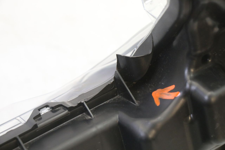 photo de FARO ANTERIORE YAMAHA XMAX X-MAX 125 (2021 - 2025)