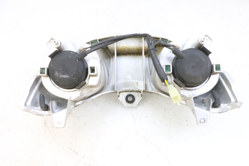 photo de FANALE ANTERIORE YAMAHA X-MAX XMAX 125 (2010 - 2013) - Altra vista dell'articolo