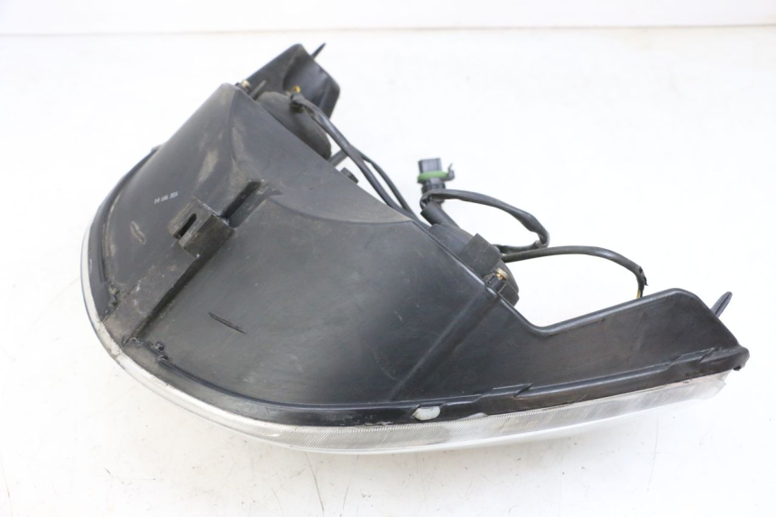 photo de FANALE ANTERIORE PIAGGIO X8 125 (2004 - 2007) - Altra angolazione