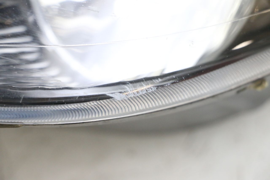 photo de FANALE ANTERIORE PIAGGIO XEVO - X EVO 125 (2007 - 2017) - Altra vista dell'articolo