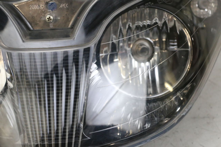 photo de FANALE ANTERIORE PIAGGIO XEVO - X EVO 125 (2007 - 2017) - Angolazione alternativa