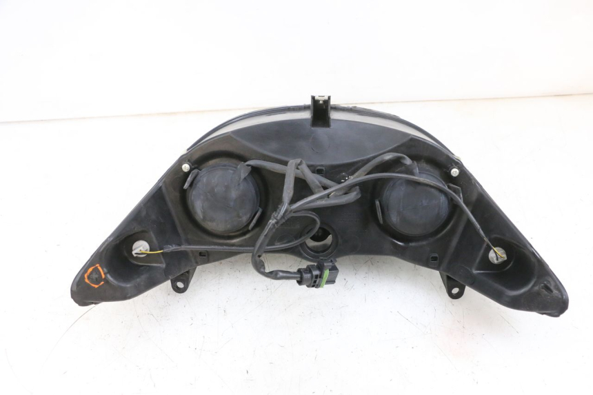 photo de FANALE ANTERIORE PIAGGIO XEVO - X EVO 125 (2007 - 2017) - Dettagli dei punti di fissaggio