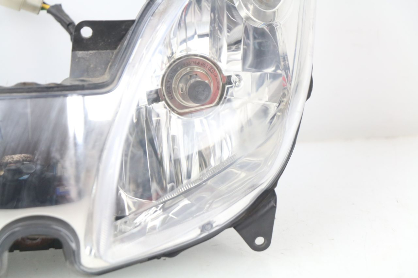 photo de FANALE ANTERIORE YAMAHA XMAX X-MAX 125 (2006 - 2009)