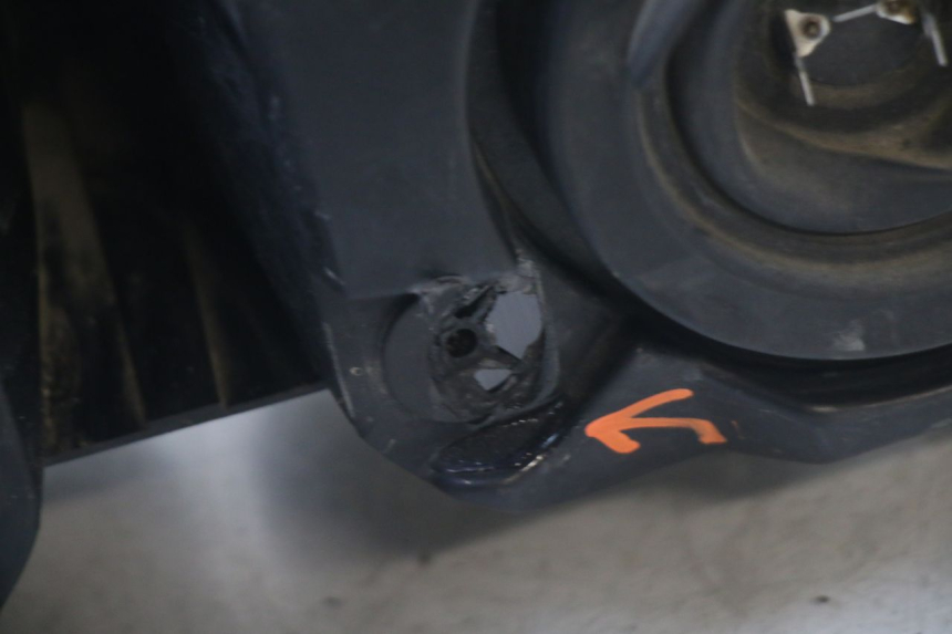 photo de FANALE ANTERIORE YAMAHA FZS FAZER 600 (2001 - 2003)