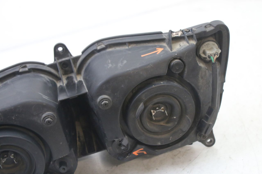 photo de FANALE ANTERIORE YAMAHA FZS FAZER 600 (2001 - 2003)