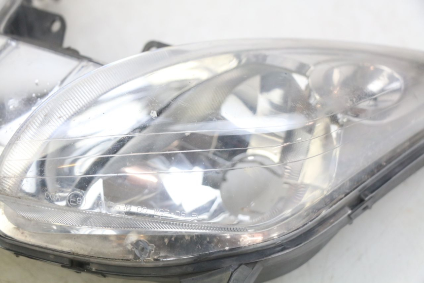 photo de FANALE ANTERIORE YAMAHA XMAX X-MAX 125 (2006 - 2009)