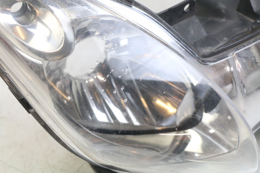 photo de FANALE ANTERIORE YAMAHA XMAX X-MAX 125 (2006 - 2009)